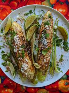 Traditional Mexican elotes.