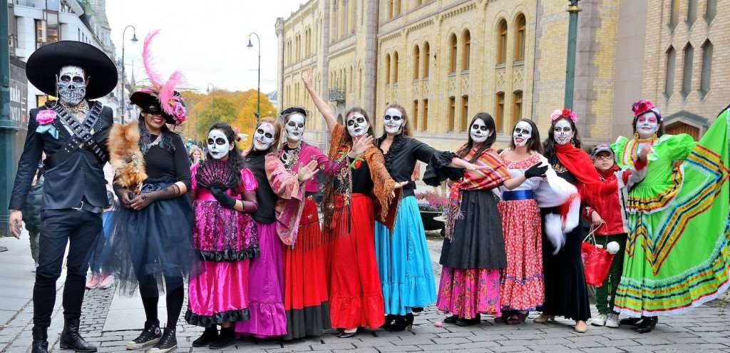 Image for The Culinary Traditions and Altars of Dia de Los Muertos in Mexico