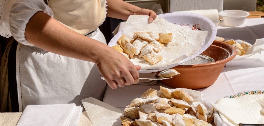 image for Traditional Christmas Dessert: Caggionetti (Calcionetti)
