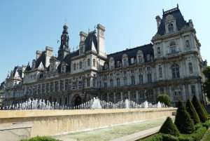 The Hotel de Villes, or City Hall, of Paris.