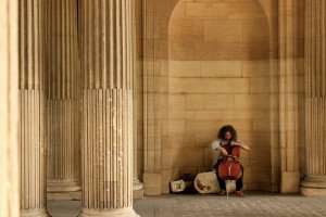 A street musician in Paris.