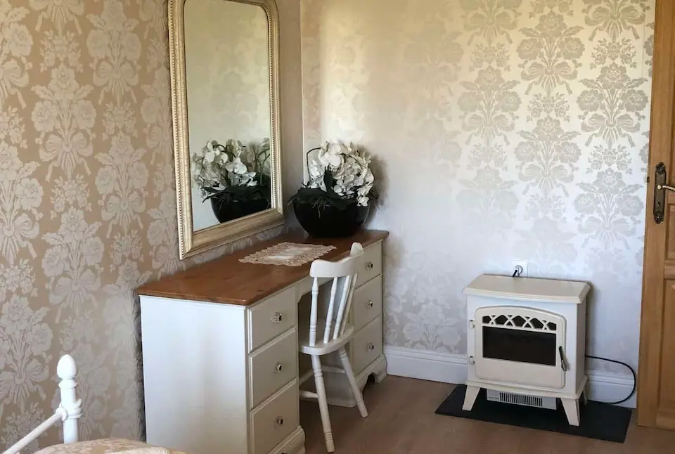 Image for Desk in one of the gite bedrooms.