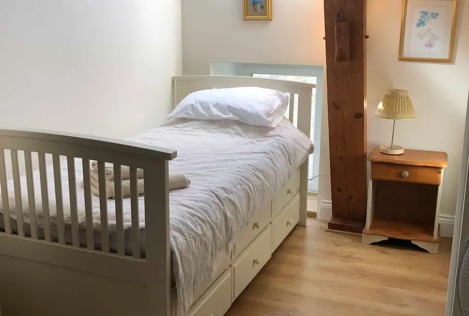 Image for Extra twin bed in the upstairs bedroom