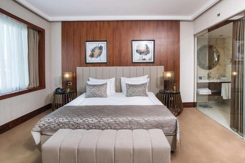 Image for Superior bedroom at the Vogue Hotel Supreme