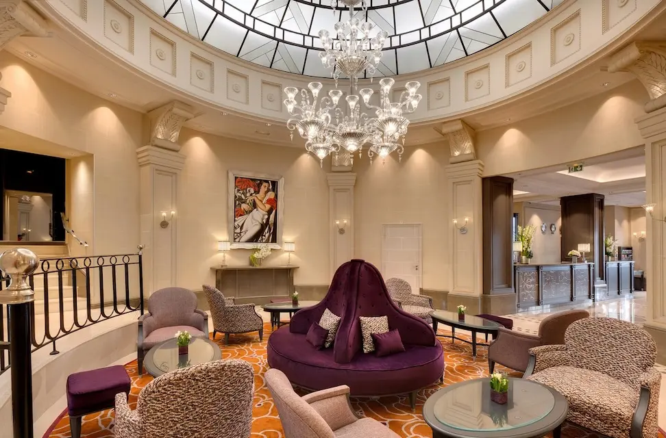 Image for Salon at the Château Frontenac in Paris.