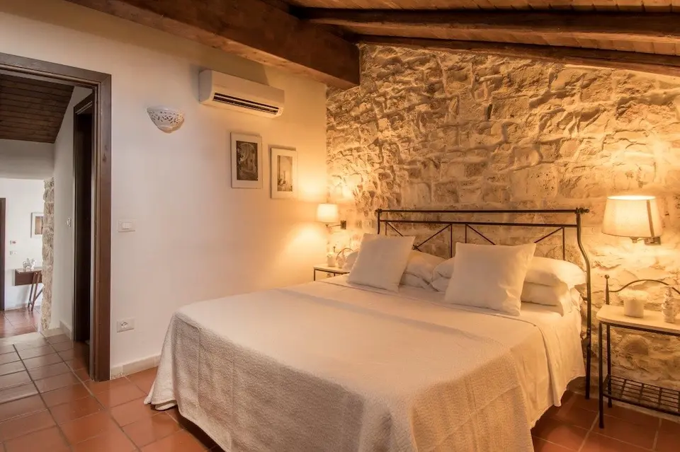 Image for Superior room at the Corte Alta Villa hotel in Conversano, Puglia.