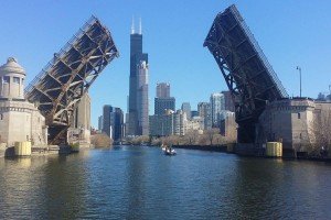View of the Chicago river on Food Lover's Chicago culinary tour