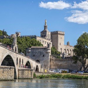 Avignon's bridge and Popes' Palace on a French cooking vacation
