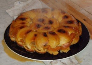 Tart tatin prepared on a cooking vacation in France