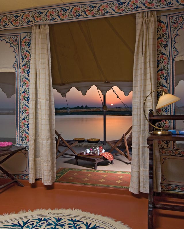 Image for Chhatra Sagar sunrise from luxury tent