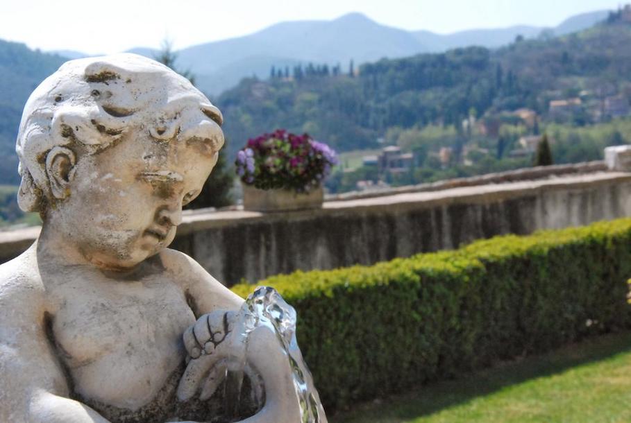 Image for A statue at the gardens of your hotel on your culinary tour of Spoleto
