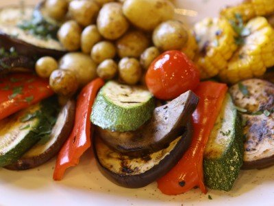 A plate of vegetables ready to enjoy