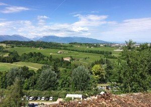 View of the countryside at the Villa Abbazia, home for your cooking vacation in the Veneto