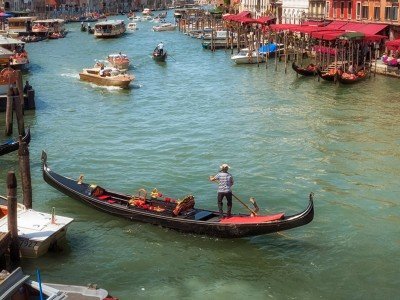 Gondola in Venice during a cooking vacation in the Veneto
