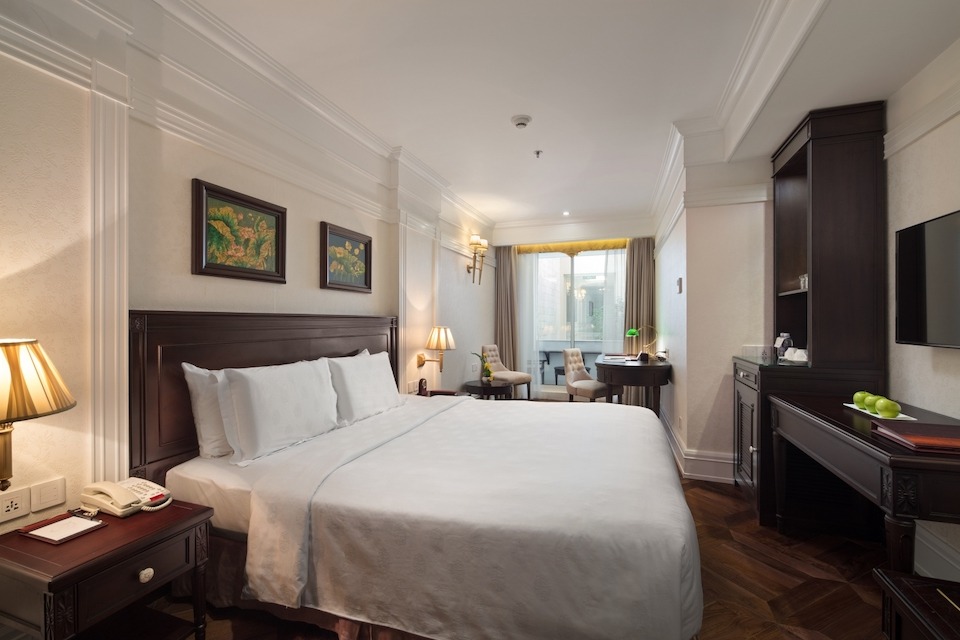 Deluxe room at the Silk Path hotel in Hanoi.