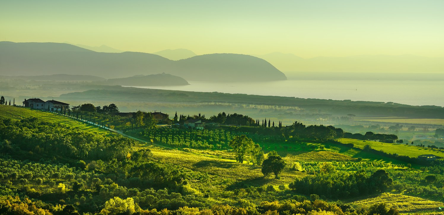 Parafrasi Di Traversando La Maremma Toscana