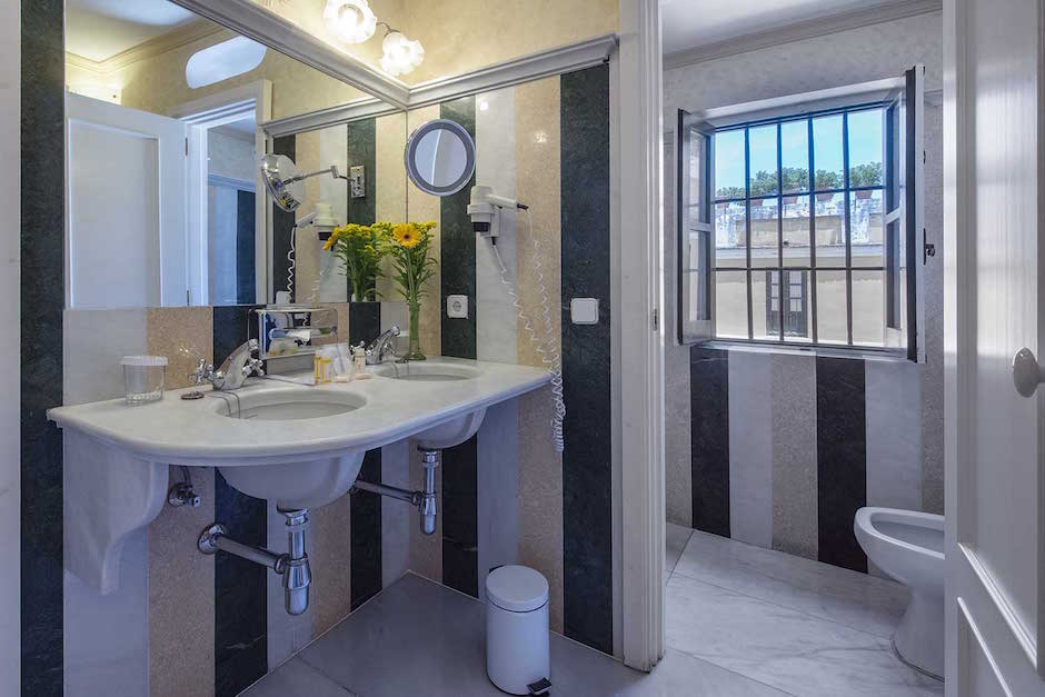 Image for Spain culinary tour Seville hotel bathroom