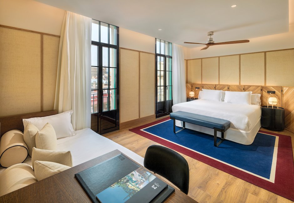 Image for Junior suite of H10 Madison, home during your culinary tour of Barcelona