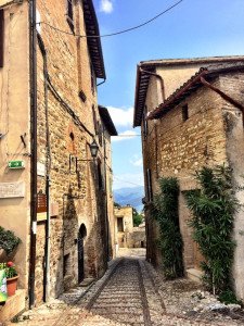 A street in the town of Norcia, home for your amazing culinary vacation in Italy