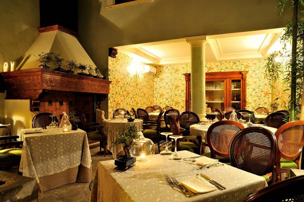 Image for Restaurant of Relais Briuccia on a Sicily cooking vacation