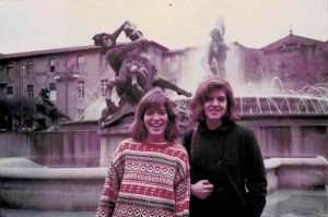 Peg with a friend in front of the Fontana delle Naiadi in Piazza delle Repubblica, Rome.