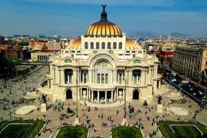 Palacio de Bellas Artes in the center of Mexico City.