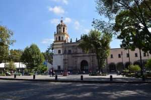 Visiting the elegant baroque Coyoacan quarter on a Mexico City culinary tour.