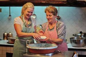 Making cheese on an Amalfi Coast cooking vacation.