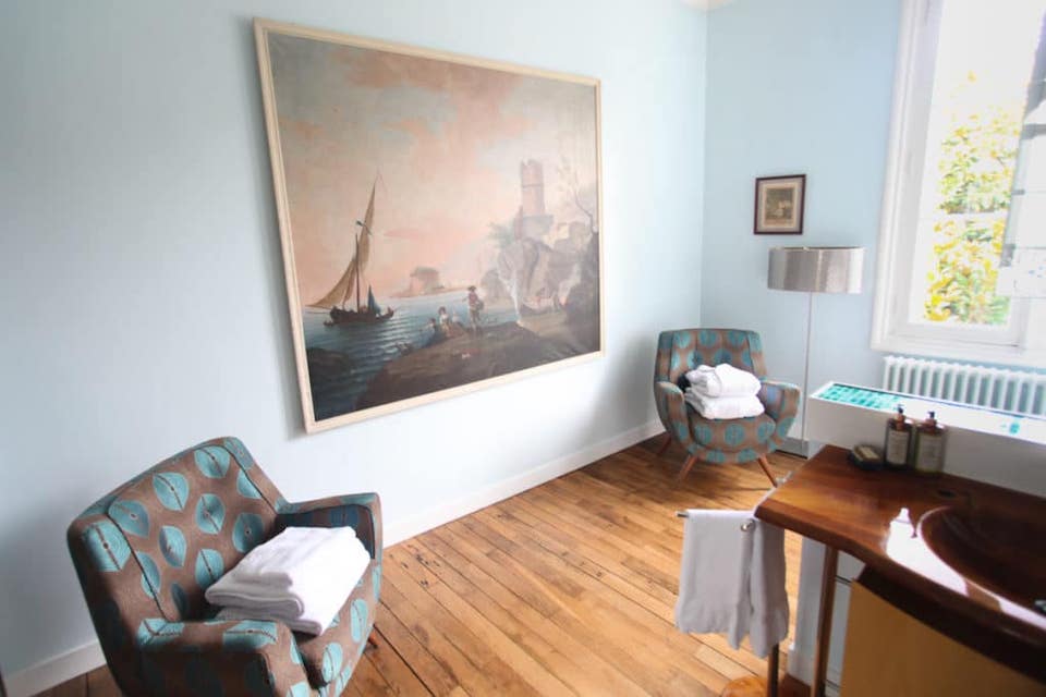 Image for Detail of the Leonardo room at La Maison Jules. ©La Maison Jules