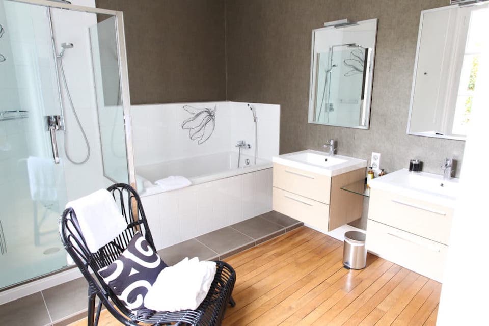 Image for Bathroom at the Martin room at la Maison Jules. ©La Maison Jules