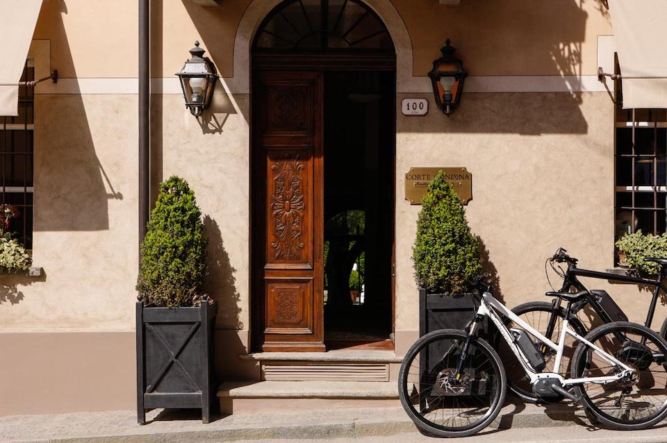 Entrance at the boutique hotel Corte Gondina.
