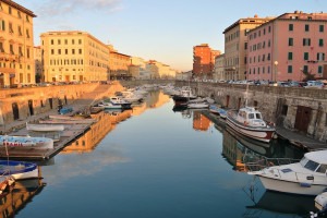 Visiting the New Venice quarter of Livorno in Tuscany.