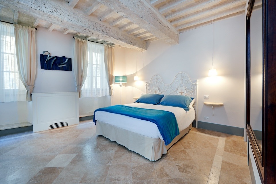 Image for Junior suite bedroom in Sarteano