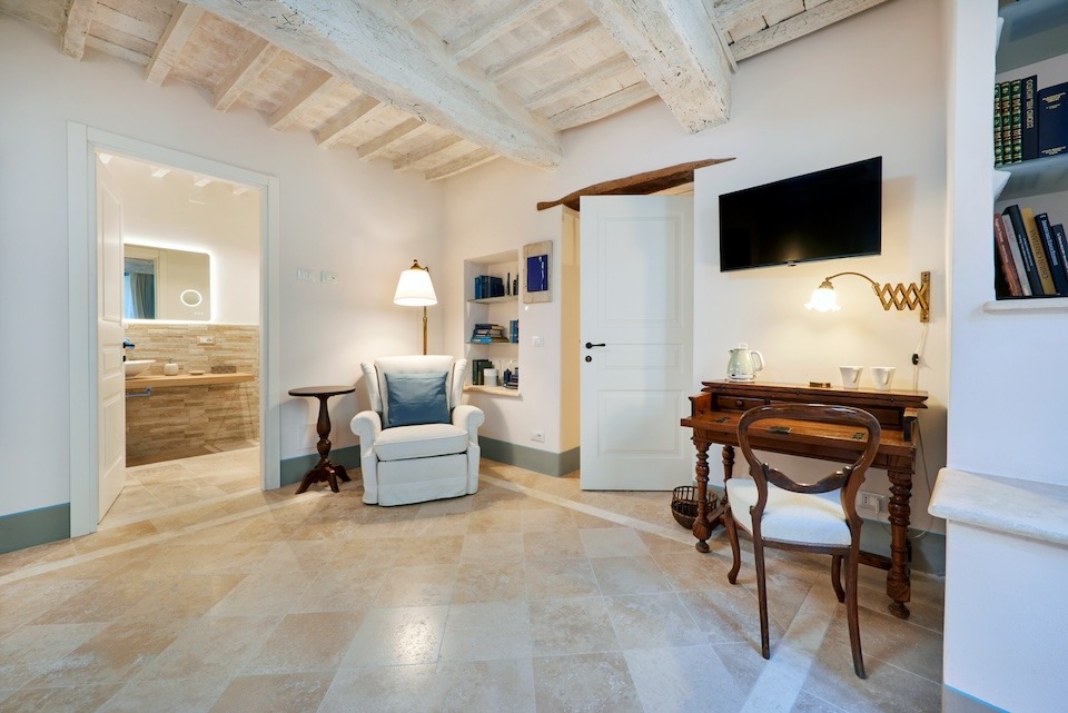 Image for In suite desk and armchair in Sarteano