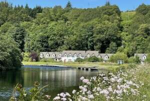 The cottages on the Crinan Canal.