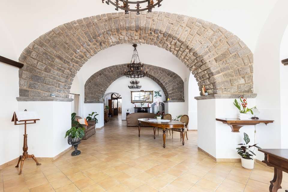 Image for Entrance hall of the relais.