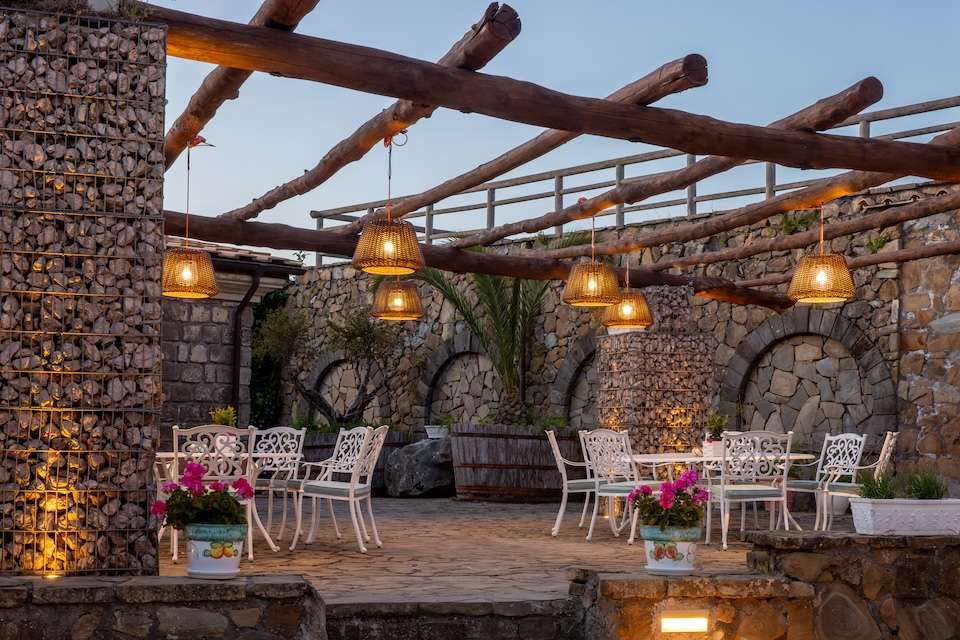 Image for Outdoor dining at the relais.