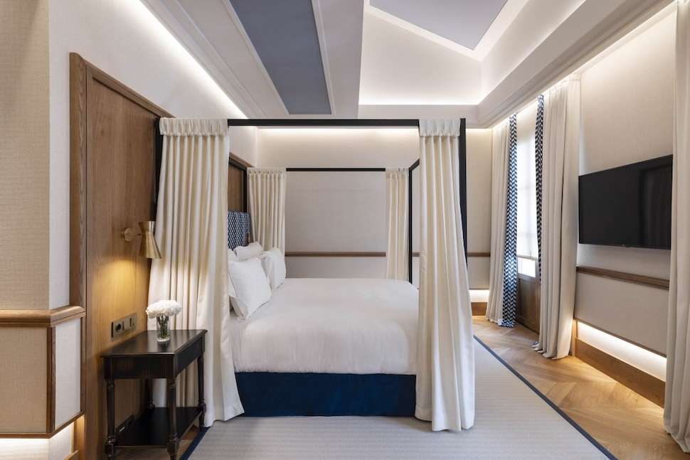 Image for Deluxe room at the Palacio Salecio in Malaga.