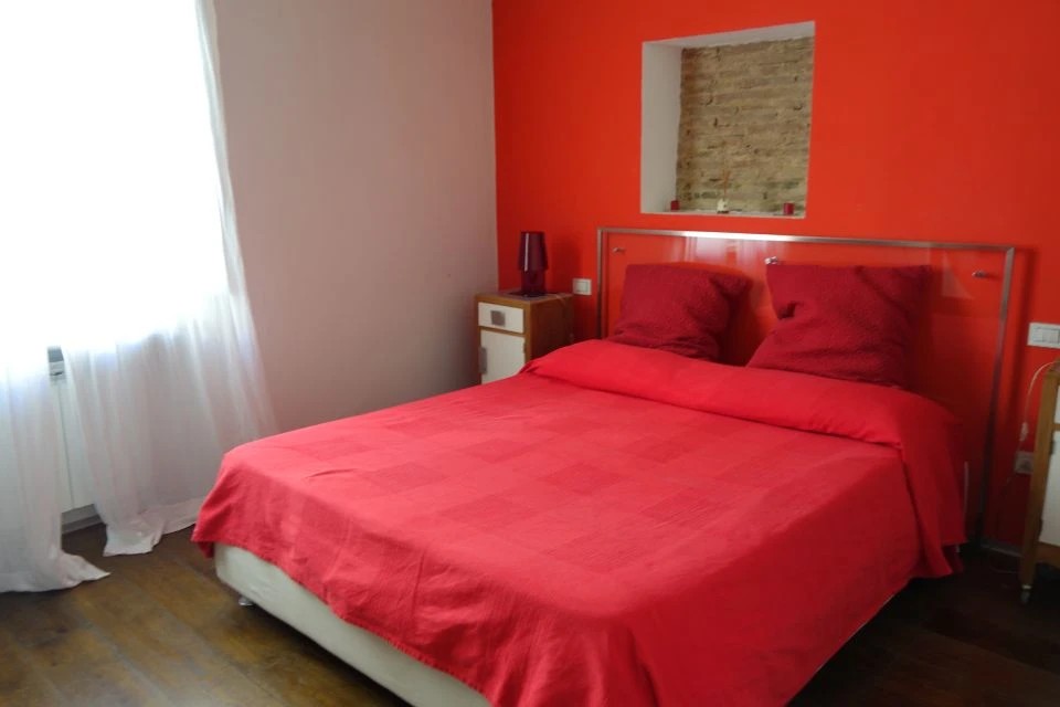 Image for The honeymoon suite