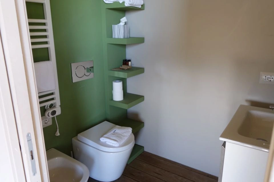 Image for The suite bathroom has plentiful shelf space
