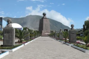 Monument to the Ecuator